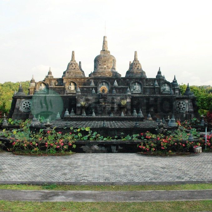 Buddhist-Monastery-Bali
