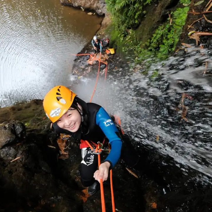 Canyoning in Gitgit Waterfall Canyoning in Gitgit Waterfall